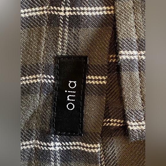 Onia men’s nwt Liam tartan plaid in charcoal. Size medium - Picture 4 of 6
